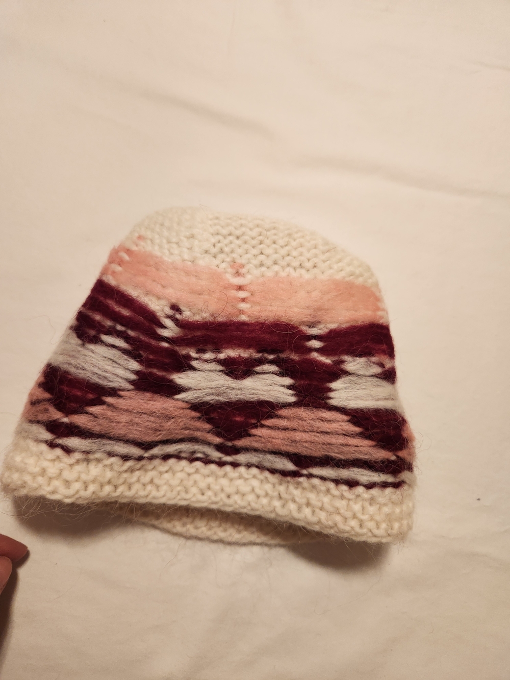 Hand Knit Icelandic 100% Wool Beanie Cream Burgundy Pink Women’s - Picture 6 of 6